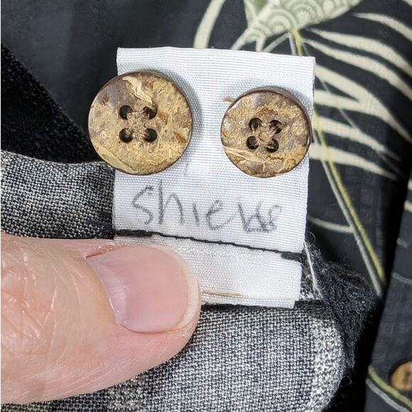 Tommy Bahama Silk Shirt Mens Extra Large Hawaiian Camp Black Tan Short Sleeve - Picture 11 of 11